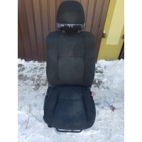 Кресло правая передняя airbag англичанин toyota avensis t27