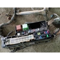 Блок предохранителей Toyota Hilux (2005-2015) Пикап 2011 8264171020