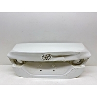 крышка багажника Toyota Camry 70 2017-2024 6440133760