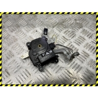 Моторчик заслонки печки Toyota Avensis VERSO 2003 0637008610