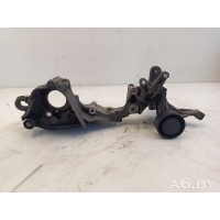 Кронштейн генератора Volkswagen Transporter T5 restailing 2013 04L145167