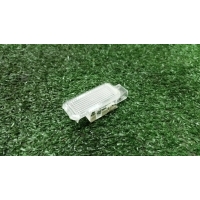 плафон салонный Audi A8 [D3 4E] 2004-2010 2006 8D0947415