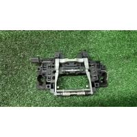 кронштейн ручки Audi A8 [D3 4E] 2004-2010 2006 4E0839885E
