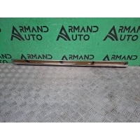 Молдинг двери Toyota Land Cruiser 200 2015-2021 7507260140, 7573260270, 7