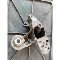 Кронштейн двигателя Audi A4 B6(2000-2005) 2001 8e0199351M