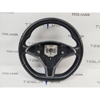 руль Tesla Model S 2018 1023381-00,1005279-00