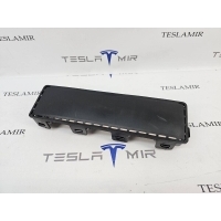 Подушка безопасности коленная Tesla Model S 2017 1005259-00