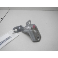 Петля двери передней правой нижняя Mazda CX-30 2019 D46159210B