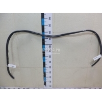 Уплотнитель двери Suzuki SX4 (2006 - 2013) 8467180J00