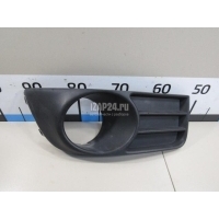 Решетка в бампер правая Suzuki SX4 (2006 - 2013) 7175179J005PK