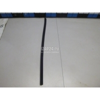 Уплотнитель двери Hyundai-Kia Carnival (2005 - 2014) 831654D100