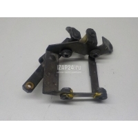 Кронштейн тяги КПП VAG Octavia (A5 1Z-) (2004 - 2013) 1J0711729F