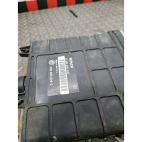 Блок управления двигателем Volkswagen Golf 1994 0261200257