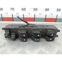 Блок управления стеклоподъемниками Kia Carnival_(Sedona) 2 (VQ) (2006-2014) 2006 935704D3100T