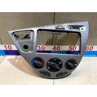 Блок управления отопителем Ford Focus I (1998—2004) 1998 1131256
