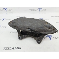 Суппорт передний левый Tesla Model S 2018 1042639-00