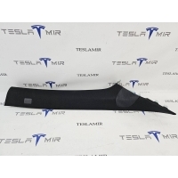обшивка стойки правая верхняя Tesla Model S 2018 1007440-00,1007440-02,1007440-04