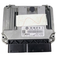 Блок управления volkswagen гольф 1.4tsi 0261s07018 03c906027bd