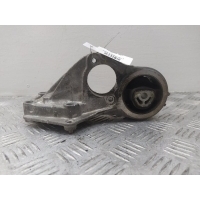 Кронштейн полуоси Peugeot 307 2004 9638393780