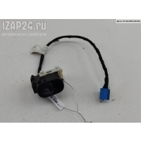 Кнопка стеклоподъемника переднего правого Mercedes W203 (C) 2003 2038200210