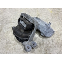 Опора двигателя правая nissan X-Trail T32 R9M 1.6 112114BA0A