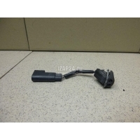 Форсунка омывателя лобового стекла Ford Kuga (2008 - 2012) 1708177