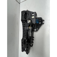 Кронштейн ручки VAG A4 [B8] (2007 - 2015) 8T0837885B