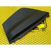 Накладка торпедо торцевая Nissan Qashqai J12 2021 68499-6UN0A