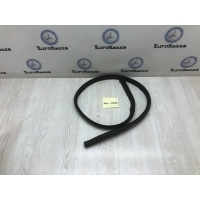 Уплотнитель капота Mercedes W906 Sprinter Mercedes Sprinter W906 2006> A9068890198