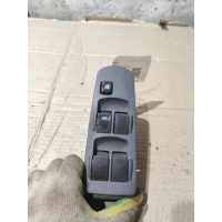 Блок управления стеклоподъемниками Mitsubishi Colt 6 2004 MR587475