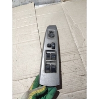 Блок управления стеклоподъемниками Toyota Prius 2 2007 8482047011