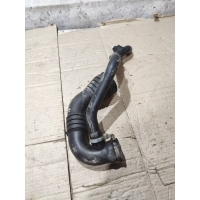 Патрубок воздушного фильтра Volkswagen Passat B5 1999 3D0129615