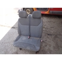 Vivaro trafic 2008 год . правая кресло скамейка