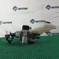 главный тормозной цилиндр Toyota Corolla ZWE211 2019 4705012C10