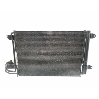 Радиатор кондиционера Volkswagen Scirocco MK3 2009 1K0820411Q