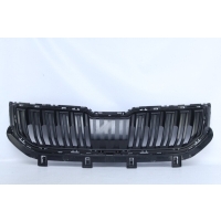 Решетка радиатора Skoda Karoq 1 NU7 до Рестайлинг 2017-2021 57A853653B