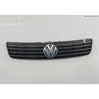 Решетка радиатора Volkswagen Passat B5 2000 3B0853653