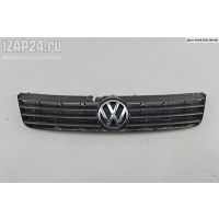 Решетка радиатора Volkswagen Passat B5 1997 3B0853653