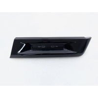 USB Разъем Volkswagen Golf R 2023 5NA035700, 5H1863099A041, 5H1863099A