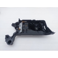Площадка под аккумулятор Volkswagen Golf R 2023 5WA915331, 5WA915331B