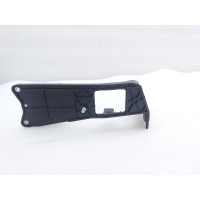Кронштейн радиатора Volkswagen Golf R 2023 5Q0121093FD