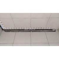 Накладка на порог (наружная) Hyundai-Kia Starex H1/Grand Starex 2007 877124H000GF