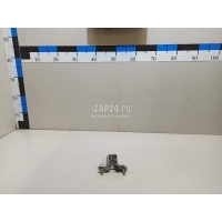 Петля двери Mitsubishi Lancer Cedia (CS) (2000 - 2003) MR302270