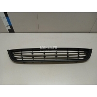 Решетка в бампер центральная VAG Passat CC (2008 - 2017) 3C88536779B9
