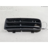 Решетка (заглушка) в бампер Перед. Лев. Volkswagen Golf-4 1999 1J085365B