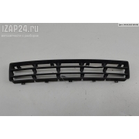 Решетка (заглушка) в бампер Перед. Volkswagen Golf-4 1999 1J0853677