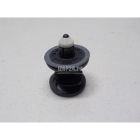 Крепеж (клоп) VAG A1 (8X) (2010 - 2018) 7L6868243