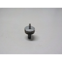 Крепеж VAG Amarok 2010 7L0819133