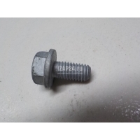 Болт Mercedes Benz TRUCK FE/FL 2006 910105008008