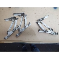 Петля крышки багажника Mazda 3 BL BBM452720, BBM452710